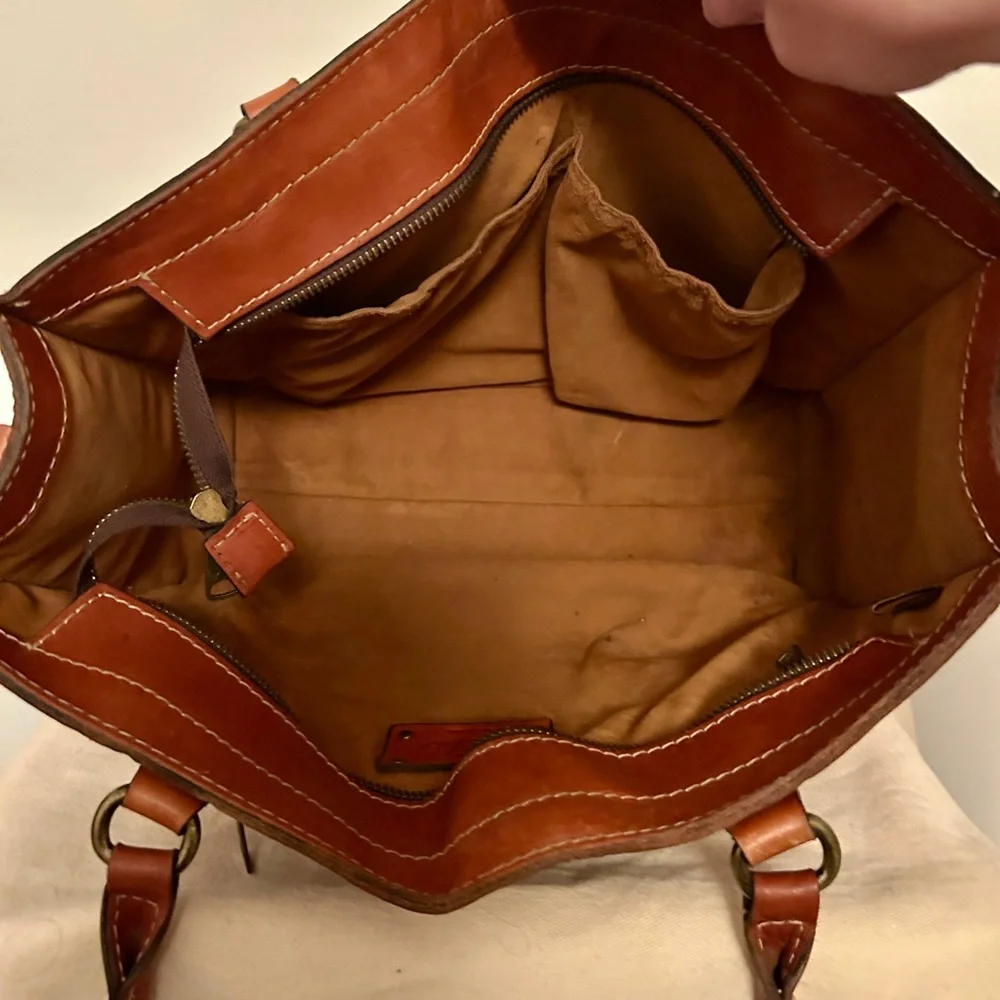 Patricia Nash Zancona
Tote Leather Hand Bag 100% Full-Grain Leather.  Vintage - Picture 7 of 8
